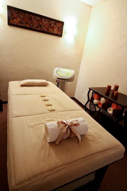 Hotel Royal Spa Zimapán Extérieur photo